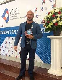 ���<br>�������