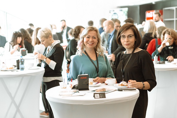 ����-������